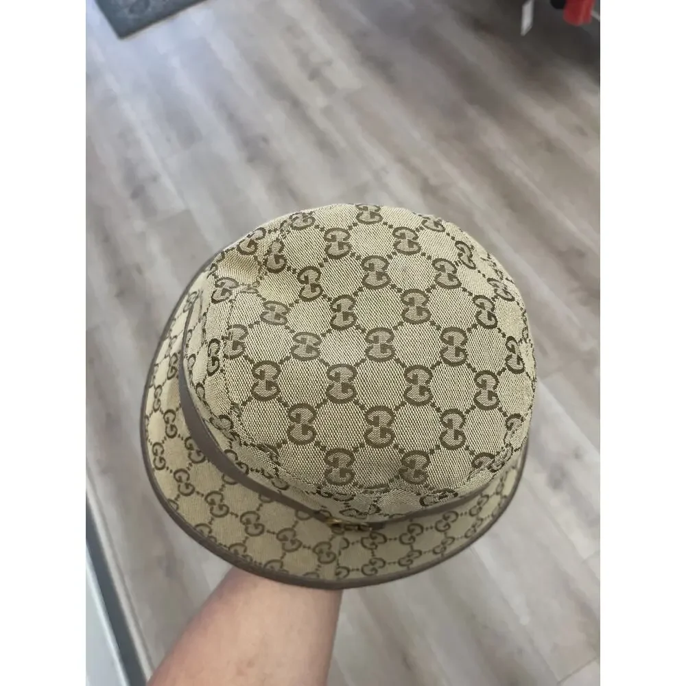Gucci GG canvas bucket hat size Medium M SF